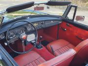 image_8-MG MGB - 1966