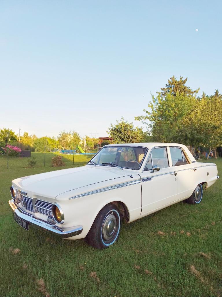 PLYMOUTH Valiant 4 portes - 1965 LesAnciennes.com