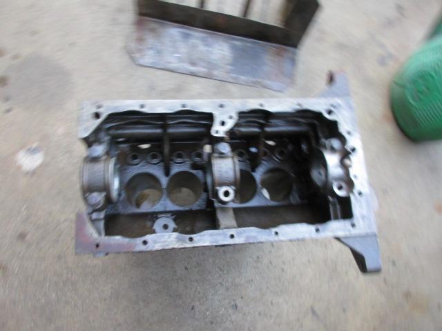 Bloc moteur pour Jeep Willys LesAnciennes.com
