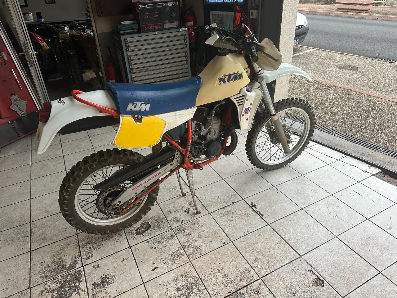 KTM GS240 - 1984 LesAnciennes.com