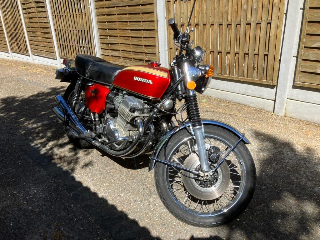 HONDA CB 750 Four K2 - 1972 LesAnciennes.com