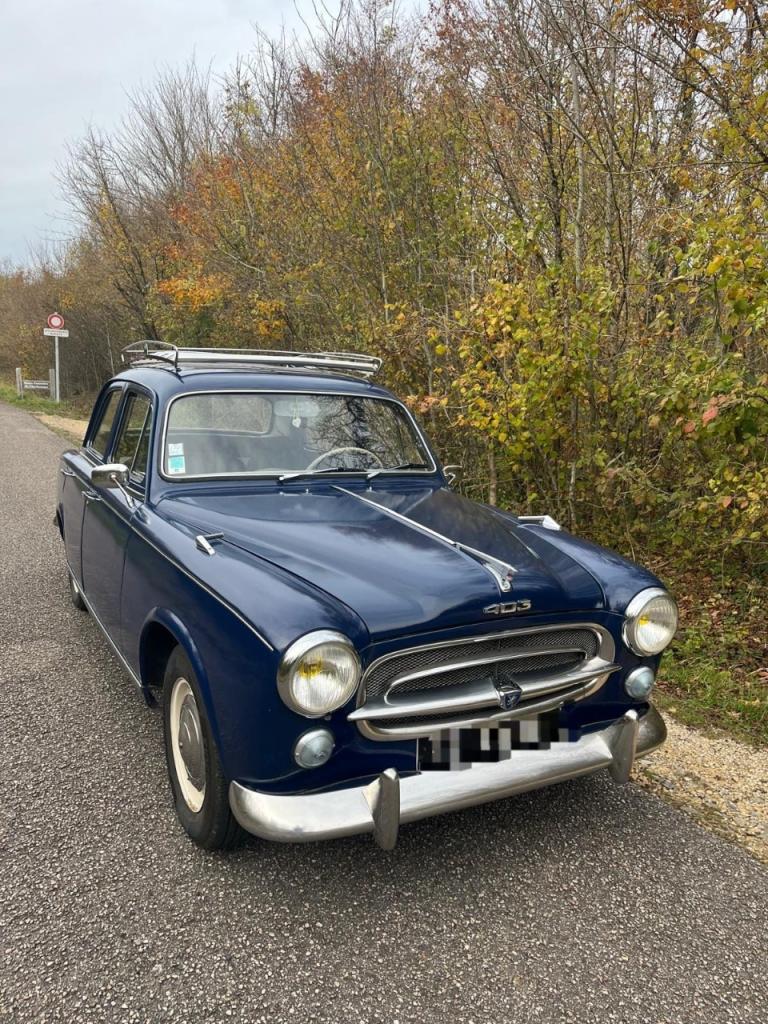 PEUGEOT 403 berline - 1959 LesAnciennes.com