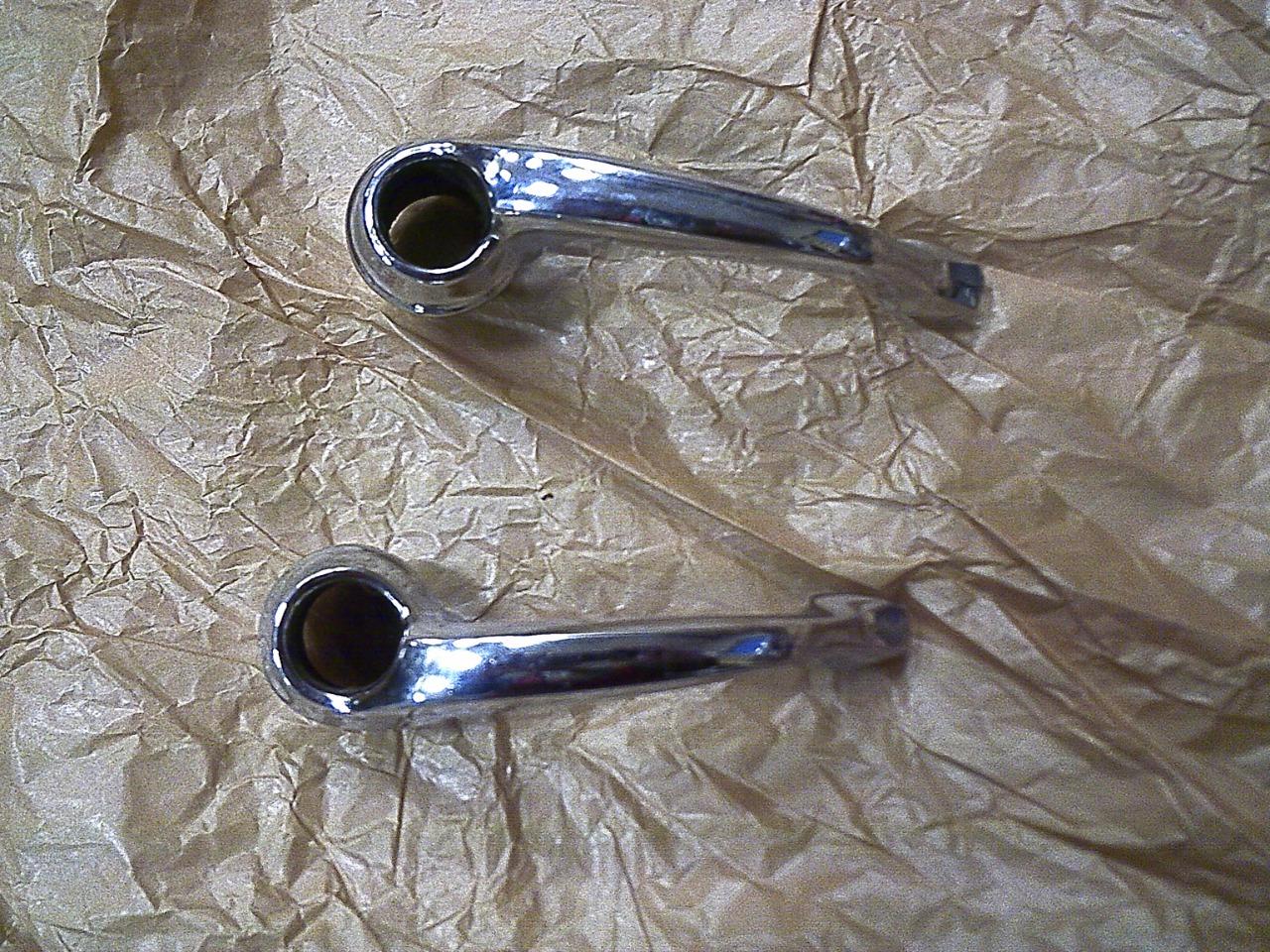 Poigné de porte LesAnciennes.com