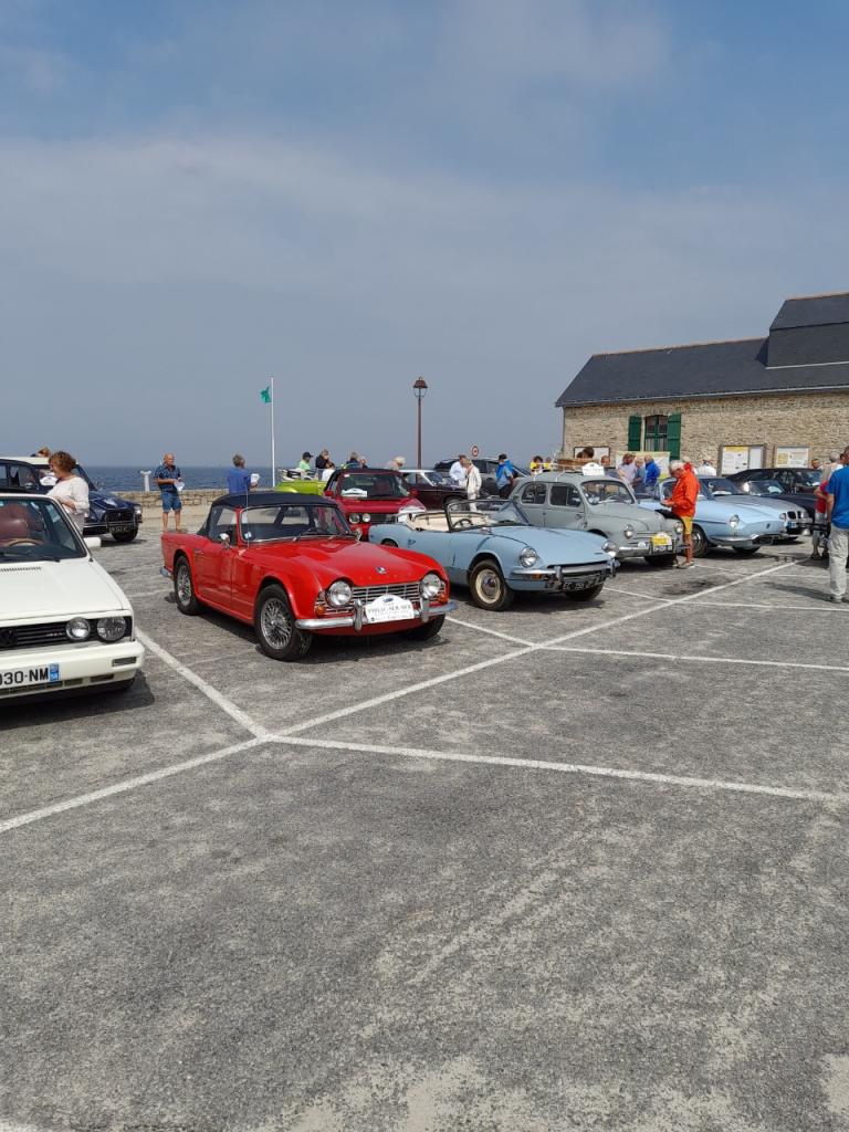 Exposition de véhicules de + de 30ans LesAnciennes.com