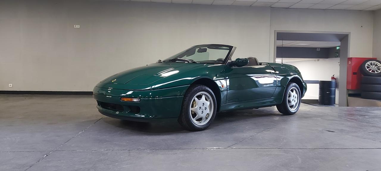1992 Lotus Elan M100 NOS (never registered) LesAnciennes.com