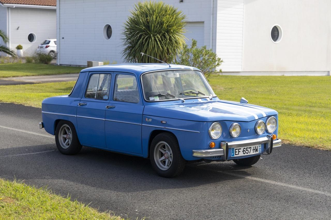 1970 Renault R8 Gordini LesAnciennes.com