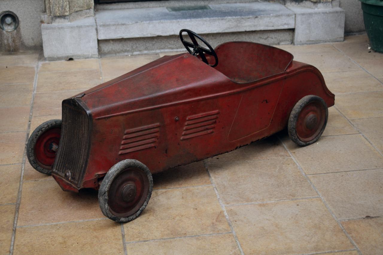 Ancienne voiture à pédales eureka 1935 LesAnciennes.com