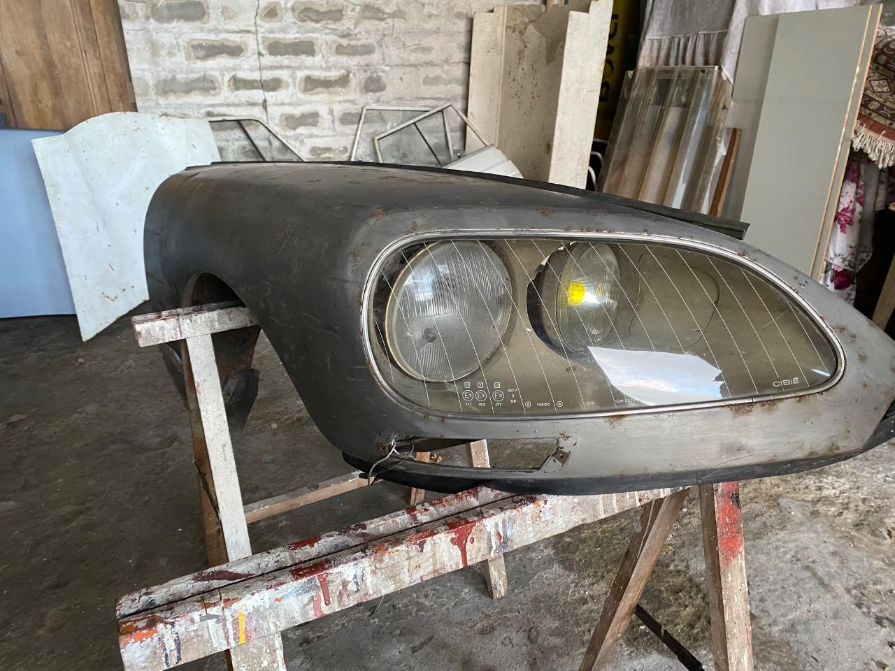 Aile CITROEN DS Phare tournant LesAnciennes.com