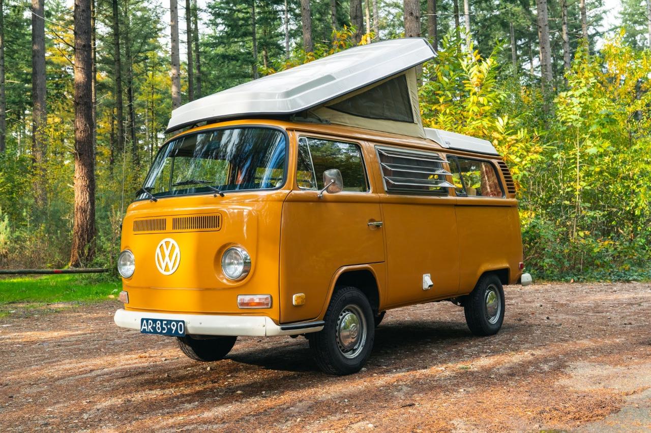 VOLKSWAGEN Combi T2, T2A/B Westfalia - 1972 LesAnciennes.com