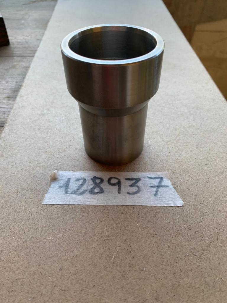 Entretoise de moyeu de roue arrière Ferrari F40 LesAnciennes.com