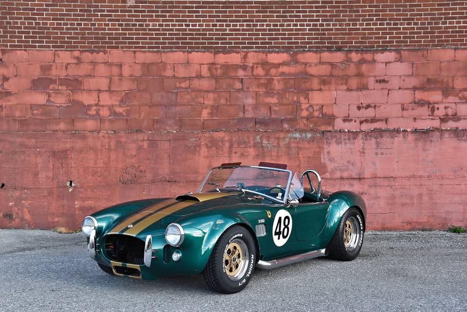 AC Cobra CMC, V8 Ford boite5 - 1993 LesAnciennes.com