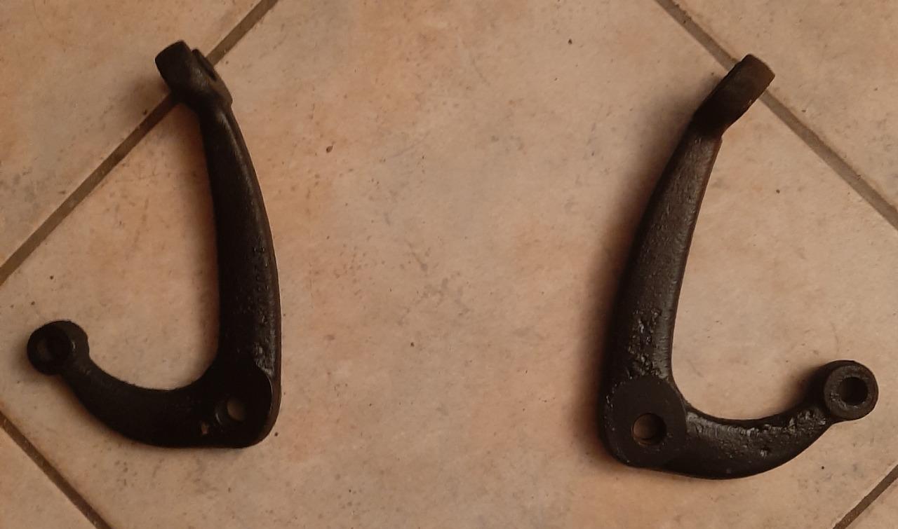 Supports PEUGEOT 203 U8 LesAnciennes.com