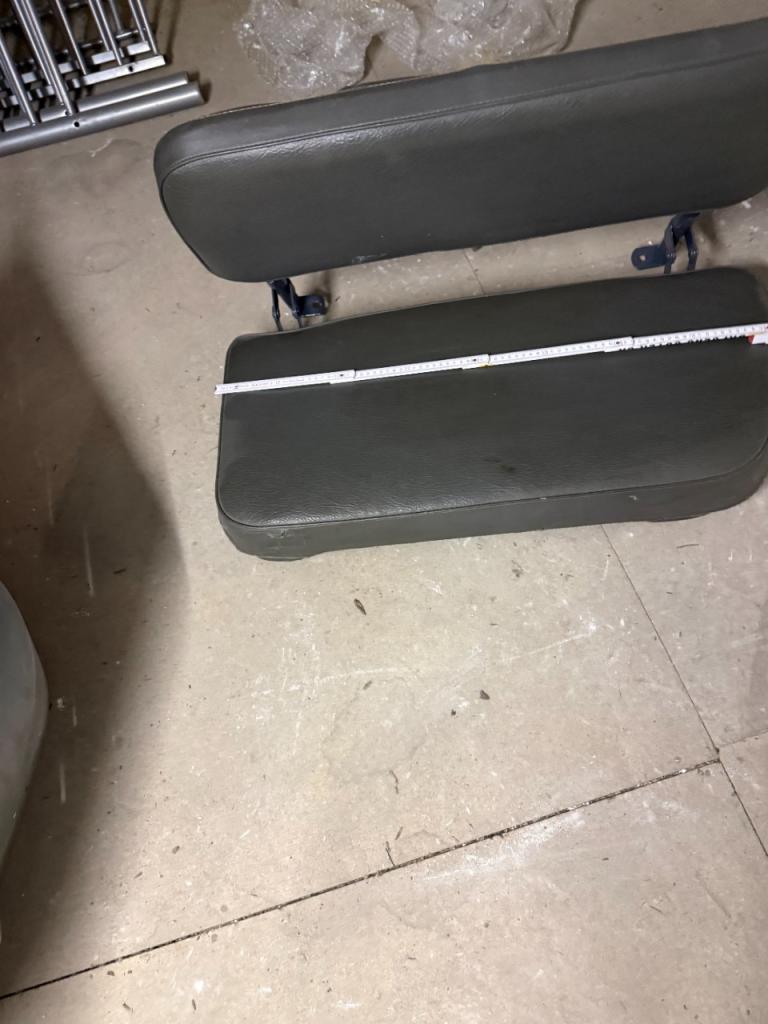 Pièces TOYOTA Land Cruiser BJ LesAnciennes.com