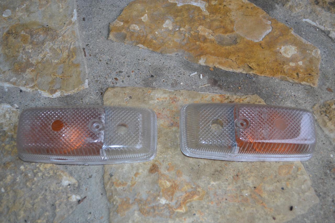 Pièces PEUGEOT 204 et j7 LesAnciennes.com