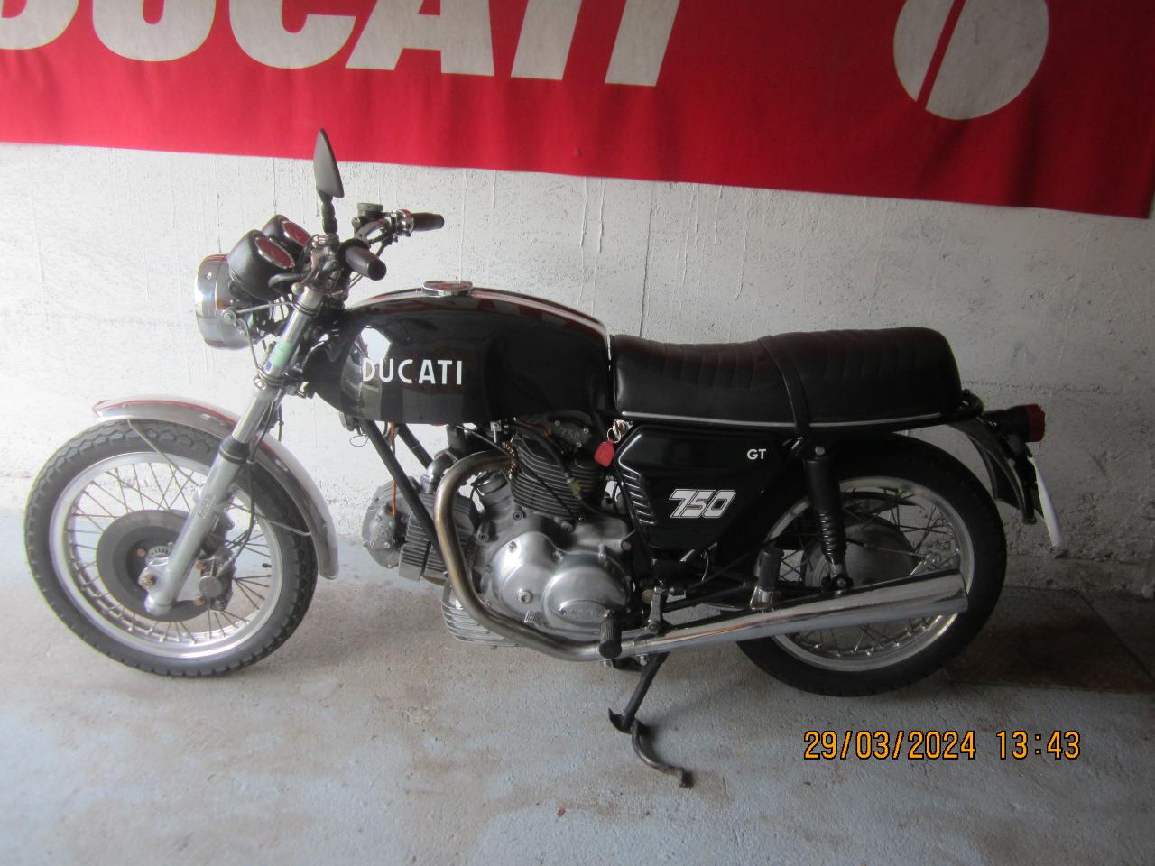 DUCATI 750 GT - 1973 LesAnciennes.com