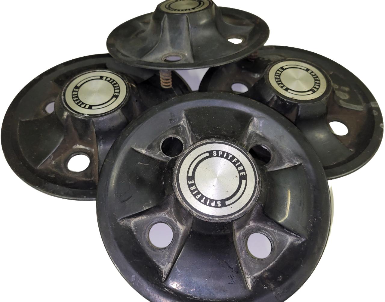 ENJOLIVEURS NOIR TRIUMPH Spitfire MKIV ET 1500FH LesAnciennes.com