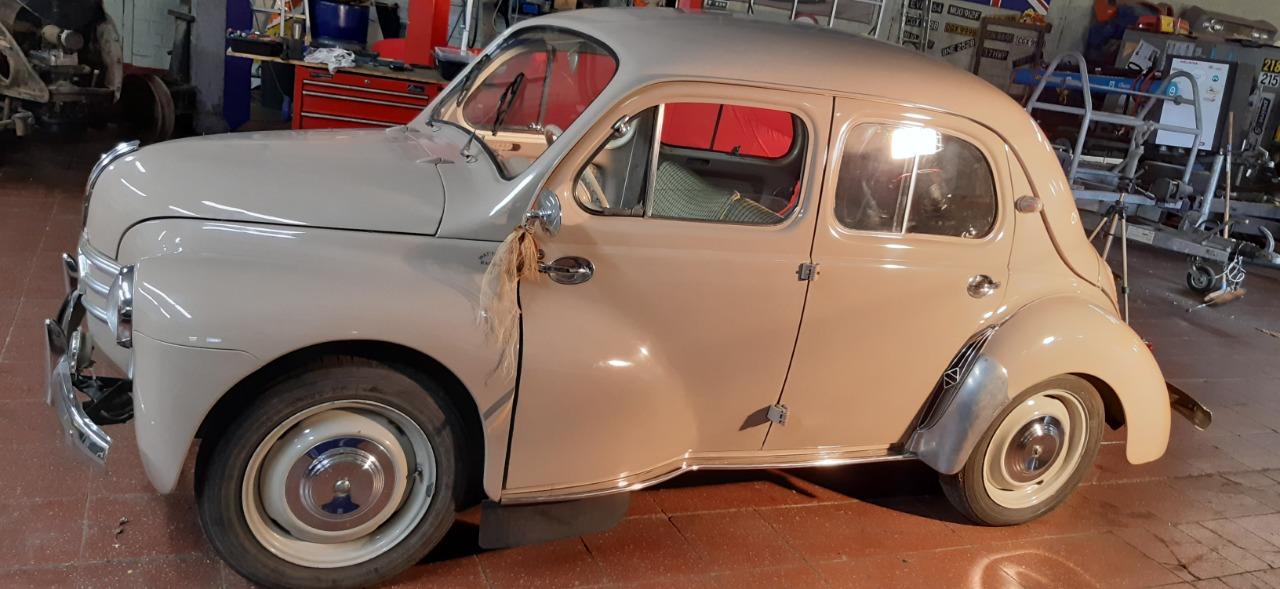 RENAULT 4CV - 1957 LesAnciennes.com
