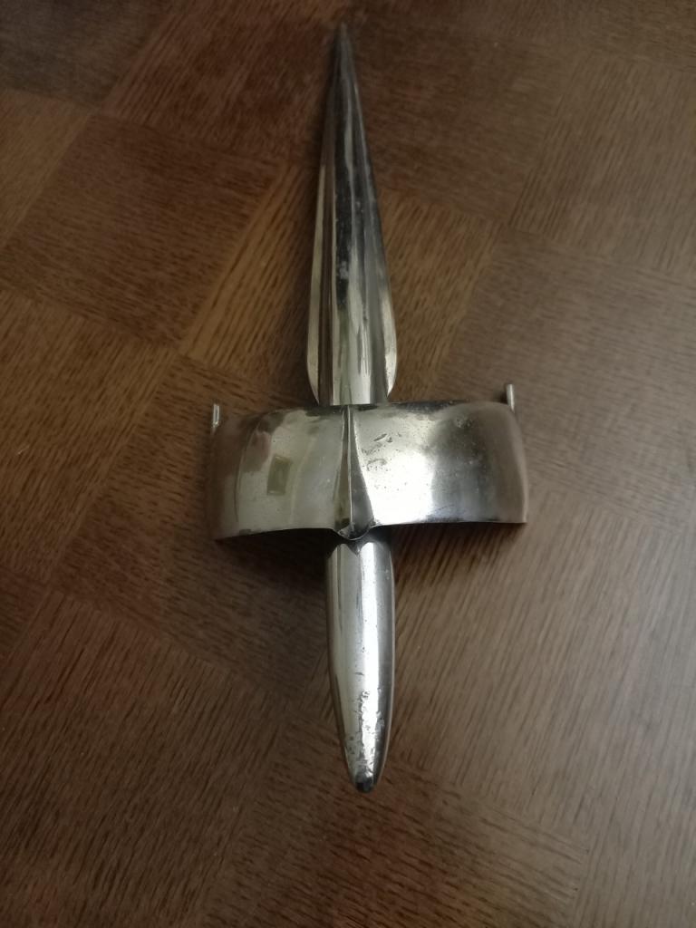 Mascotte FORD vedette LesAnciennes.com