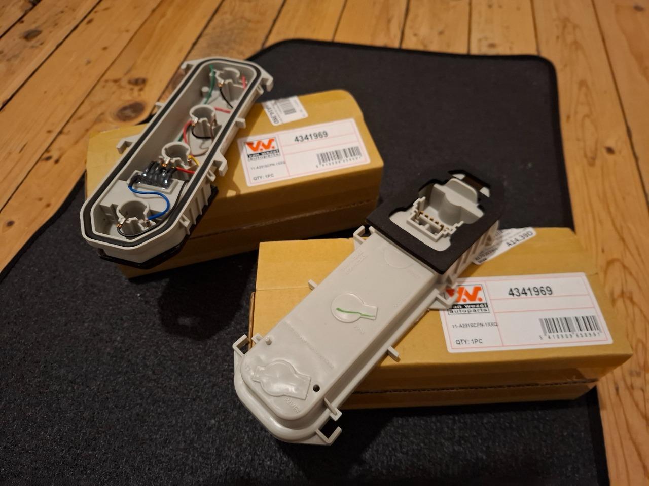 Platines RENAULT Clio Berline LesAnciennes.com