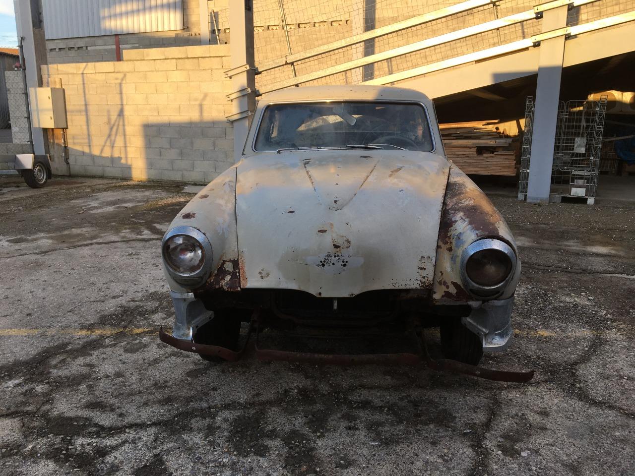 STUDEBAKER Champion - 1952 LesAnciennes.com