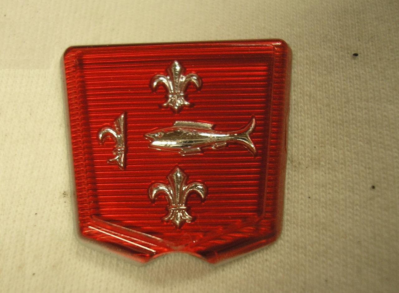 Motif Ford Vedette Vendôme Monte-Carlo Simca Vedet LesAnciennes.com