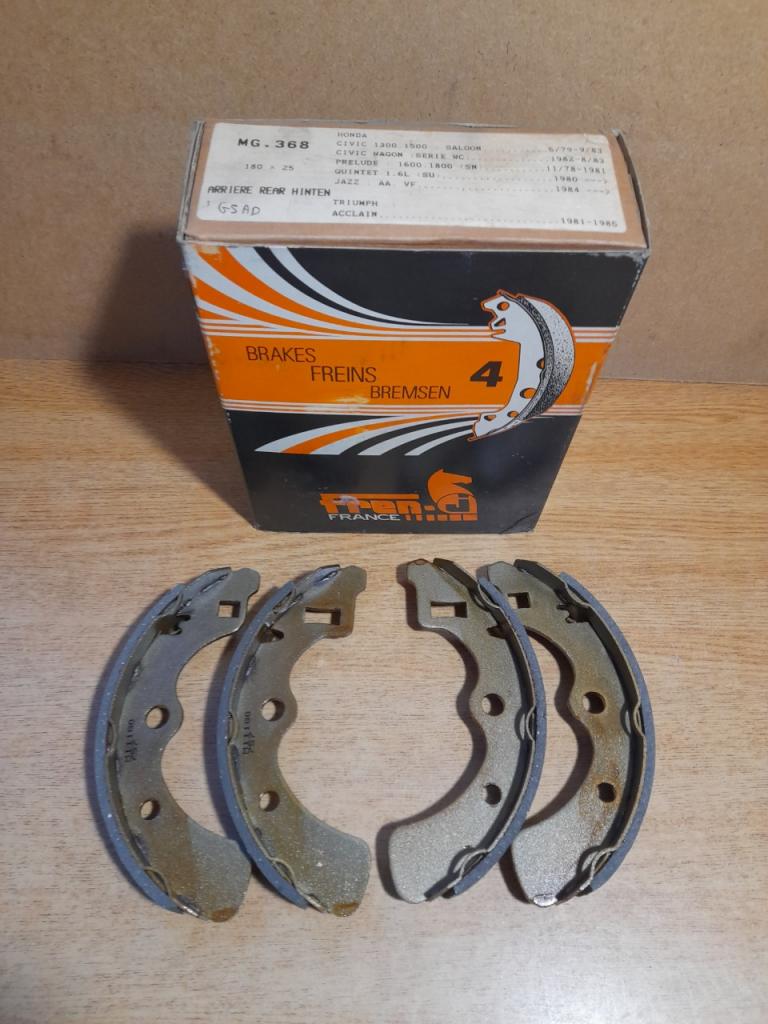 Mâchoires de frein arrière Honda Civic 1.3L 1.5L LesAnciennes.com