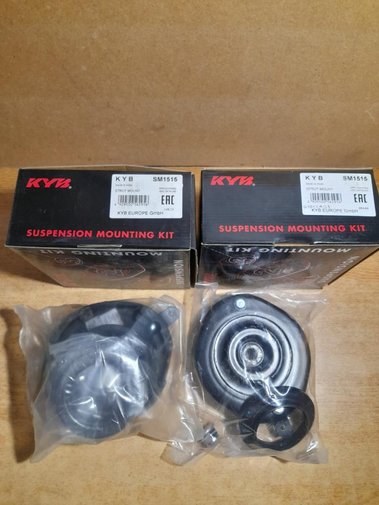 Butées d'amortisseur avant Renault 19 SM1515 LesAnciennes.com