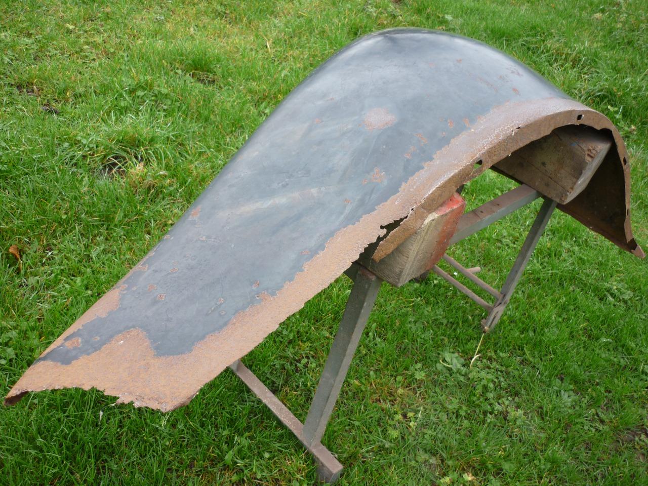 Aile CITROEN Traction 11 BL LesAnciennes.com