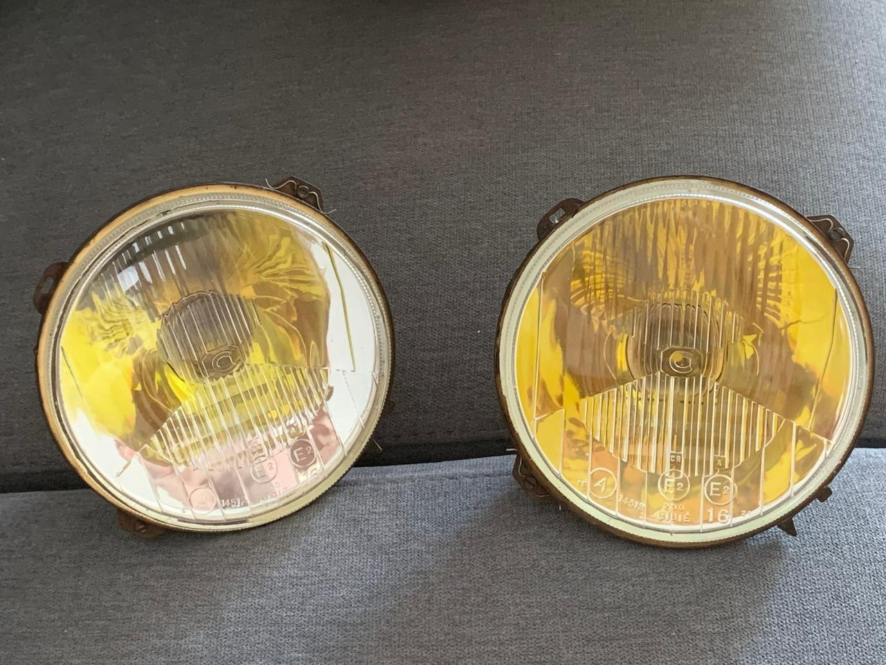 Optiques de phare Cibié 200 pour R8, R10, R4, LesAnciennes.com