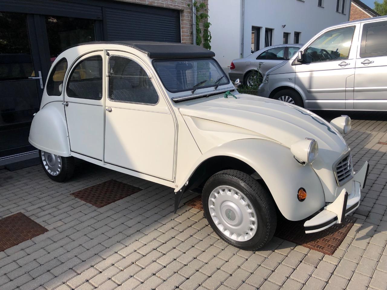 CITROEN 2CV 2cv6 Special PERRIER - 1989 LesAnciennes.com