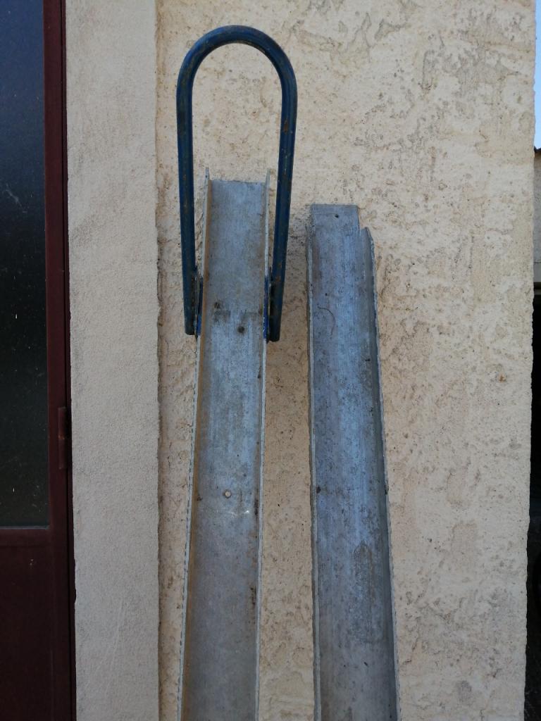 2 rampes alu pour motos L 2m l 10cm LesAnciennes.com