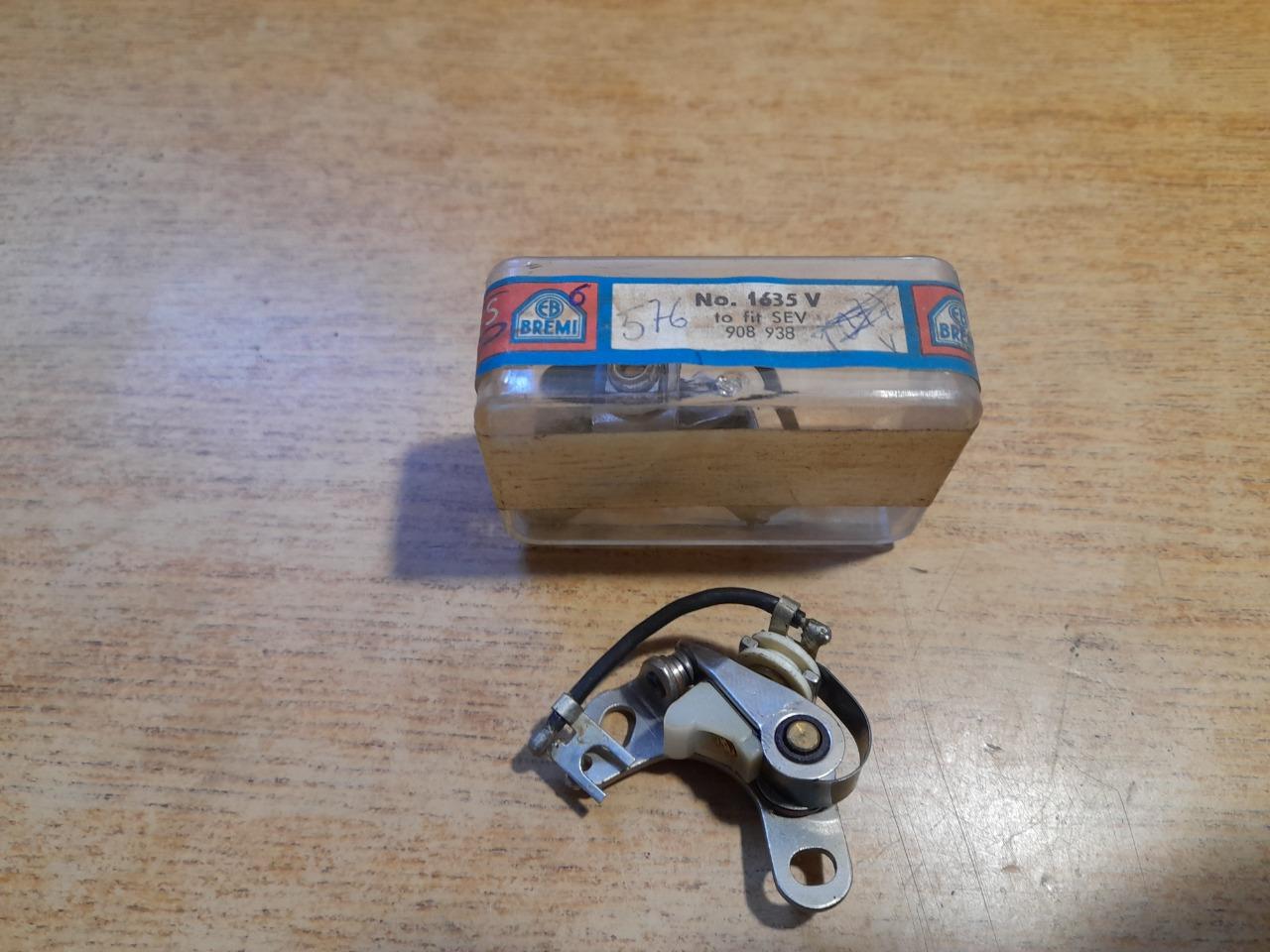 Rupteur vis platinées Citroën DS20 21 ID19 LesAnciennes.com