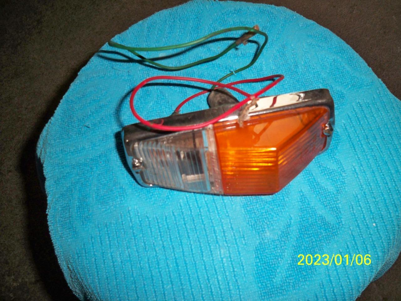 Clignotant MG MGB LesAnciennes.com