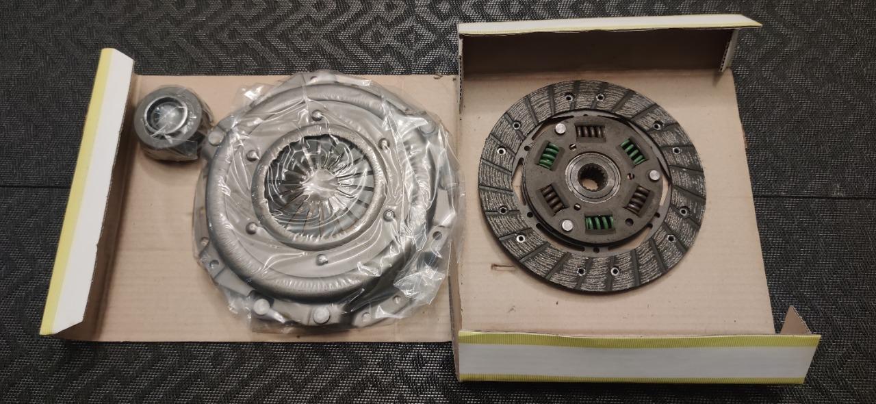 Kit d'embrayage SIMCA 1100 TI VF2 LesAnciennes.com