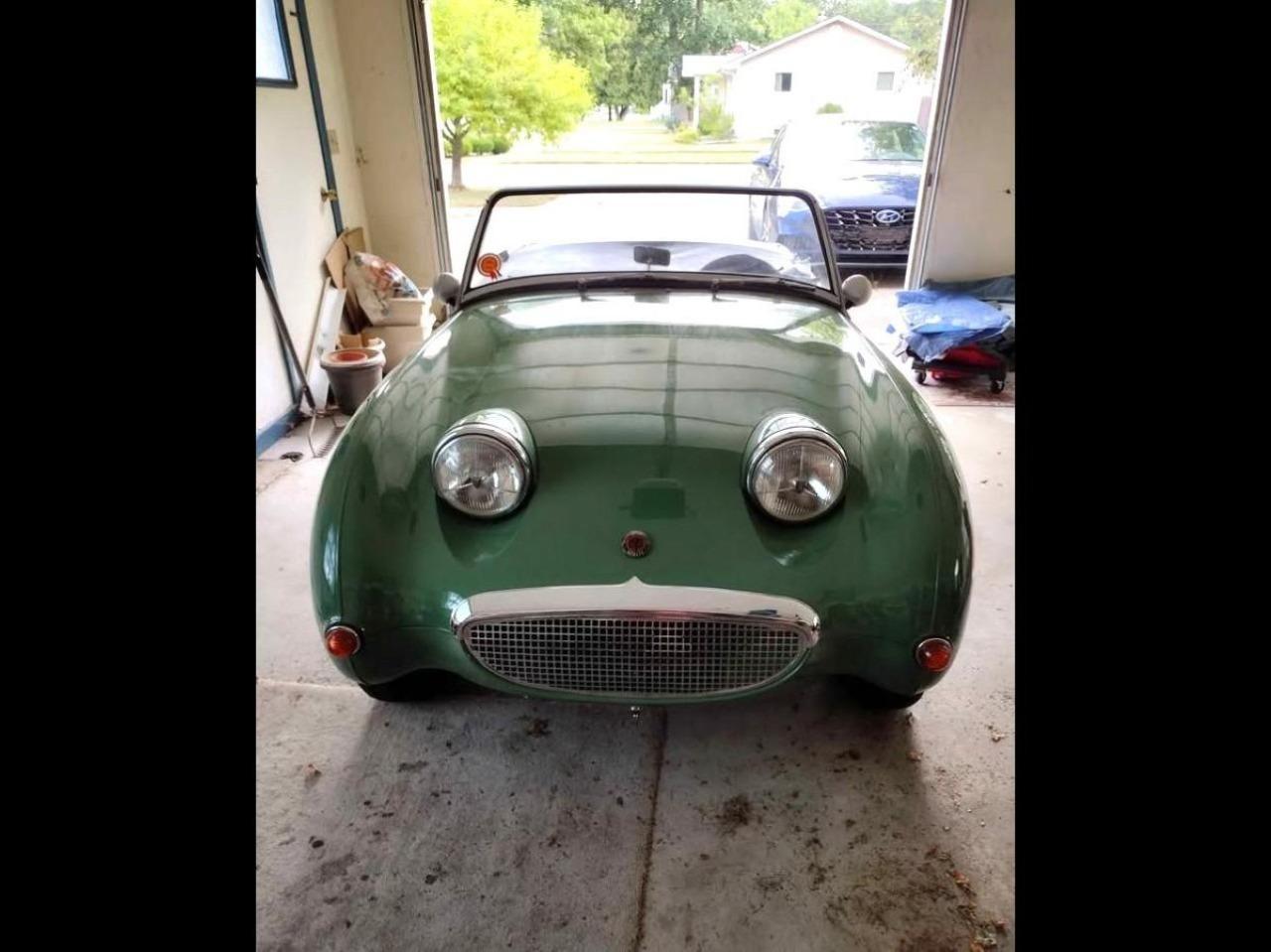 AUSTIN HEALEY BUG EYE CABRIOLET FROG EYE - 1960 LesAnciennes.com