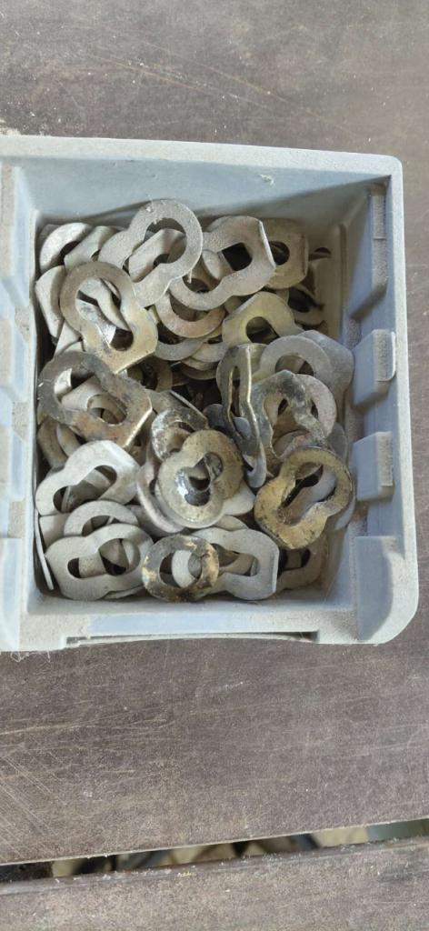 ARRETOIR VITRE CITROEN DS ID LesAnciennes.com