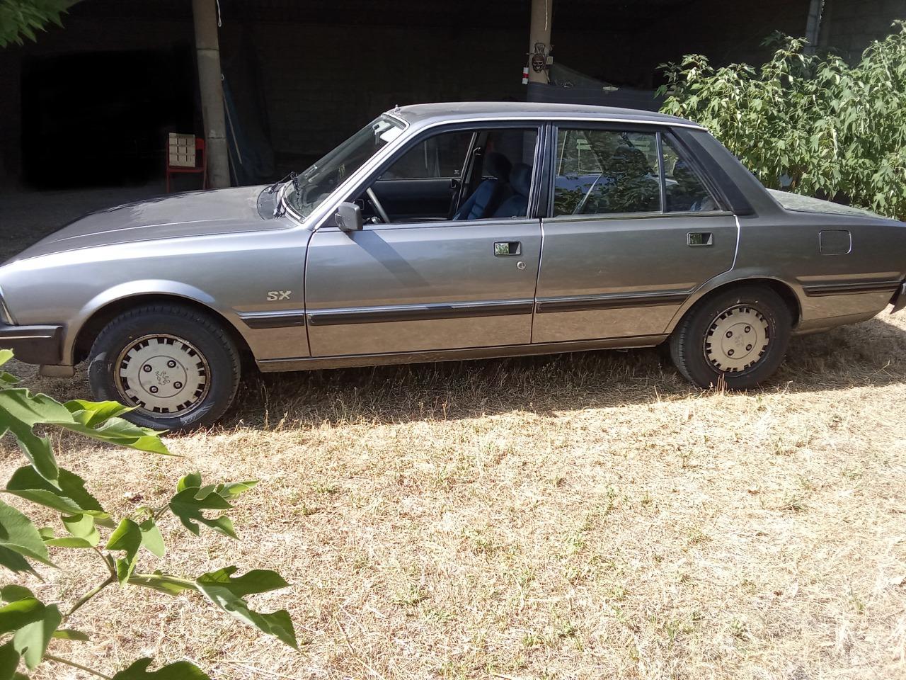 PEUGEOT 505 SX 2.0L Double Corps - 1985 LesAnciennes.com