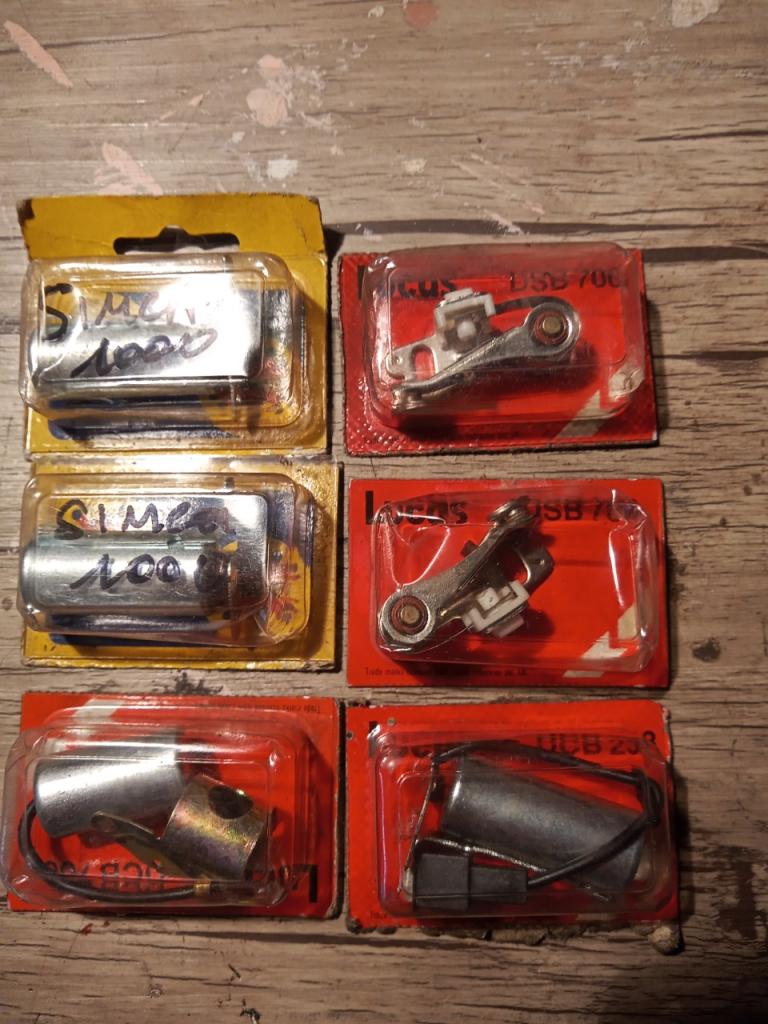 Lot de pièces SIMCA Simca 1100/1000/P60 LesAnciennes.com