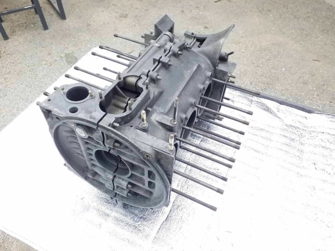 Carter PORSCHE 911 E 2.2L LesAnciennes.com