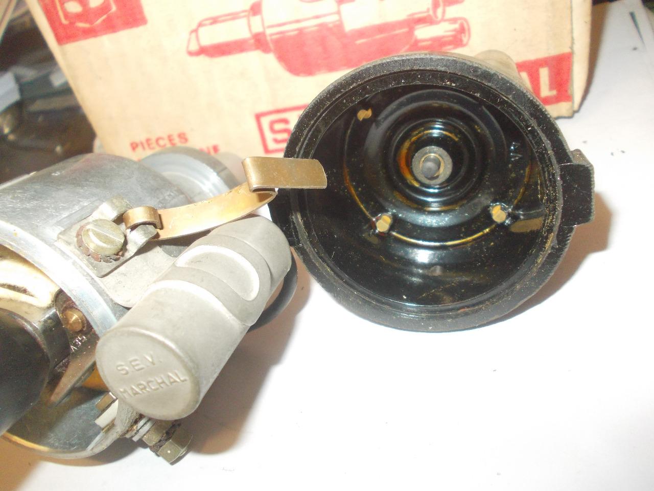 Allumeur neur RENAULT 4L (R4L) Petit moteur LesAnciennes.com