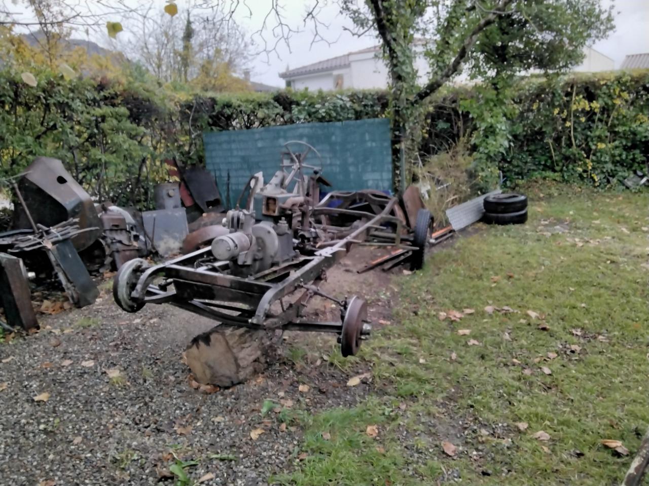 Lot de pièces RENAULT Kz Renault 1922 Kz LesAnciennes.com