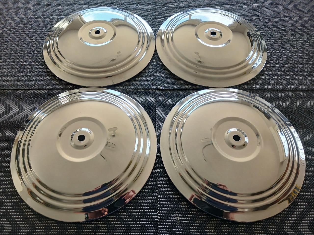 Enjoliveurs chromés RENAULT 4CV LesAnciennes.com