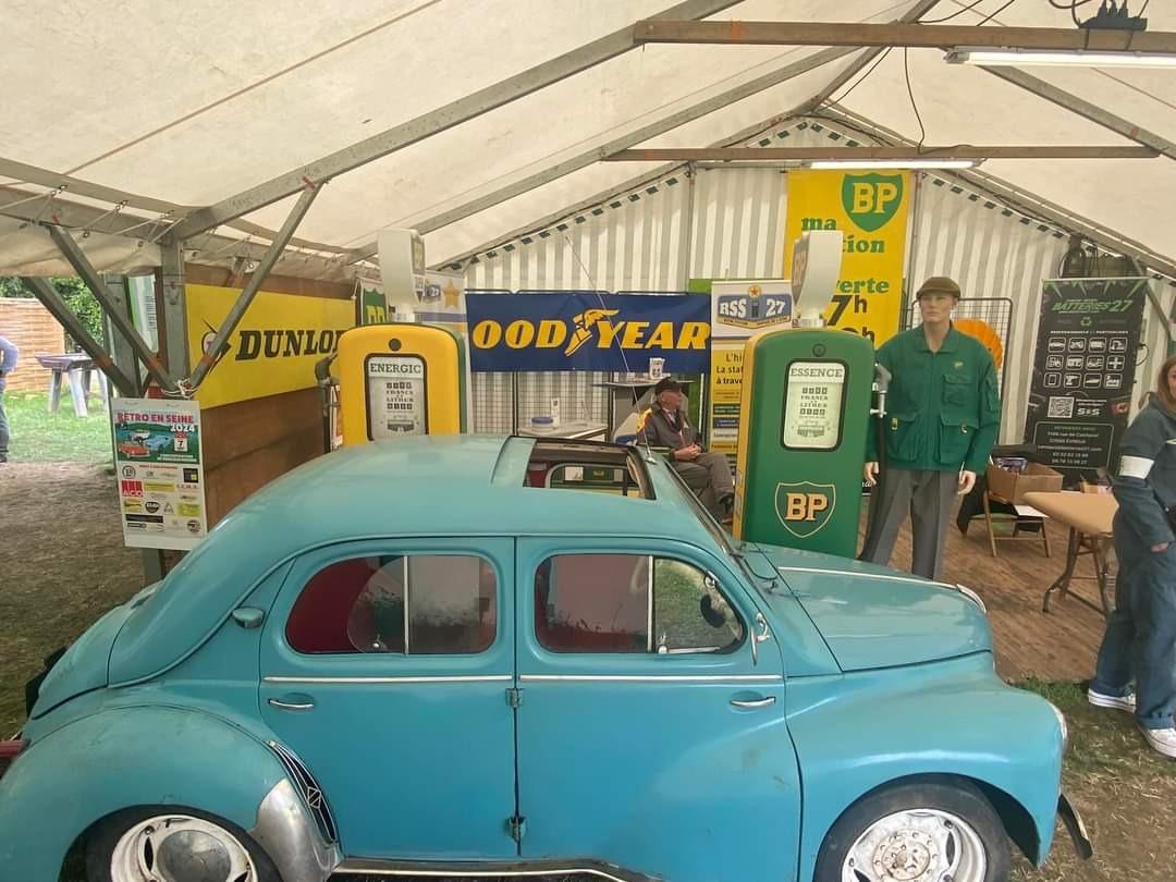 RETRO EN SEINE LesAnciennes.com