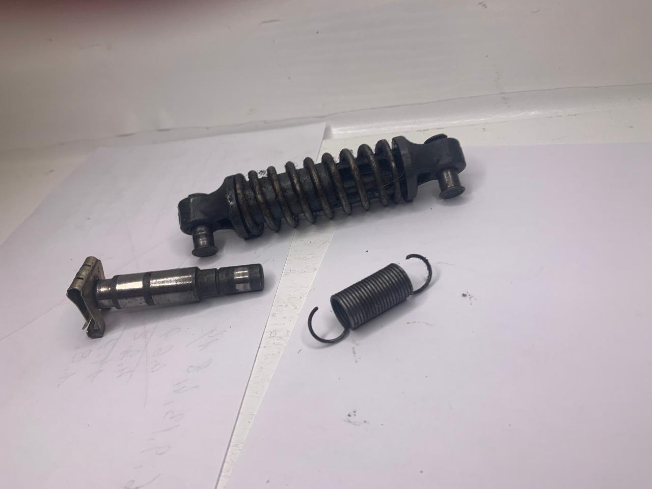 Support pédalier BMW divers modelé LesAnciennes.com