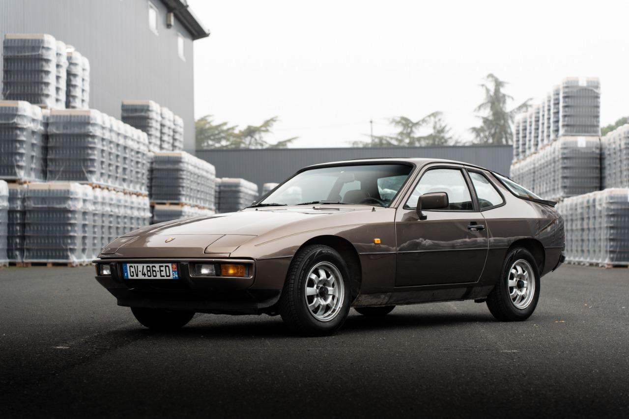 PORSCHE 924 - 1982 LesAnciennes.com