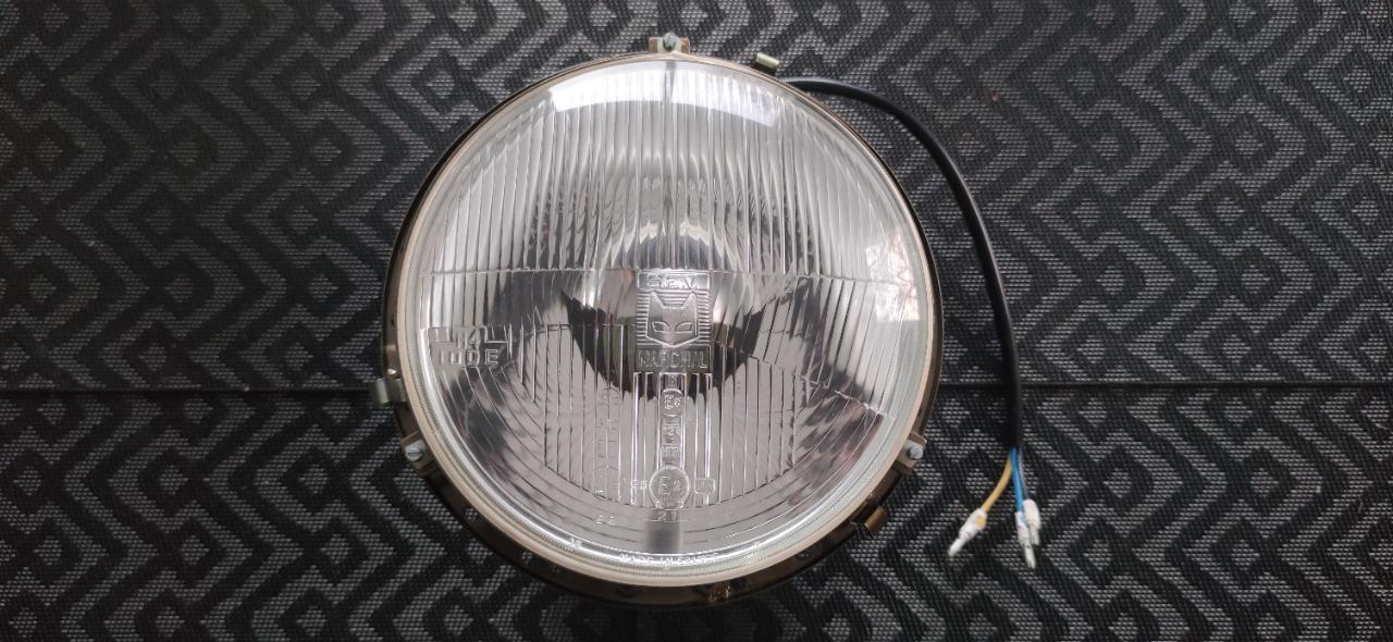 Phare avec cuvelage SIMCA 1000 rallye 1 / 2 LesAnciennes.com