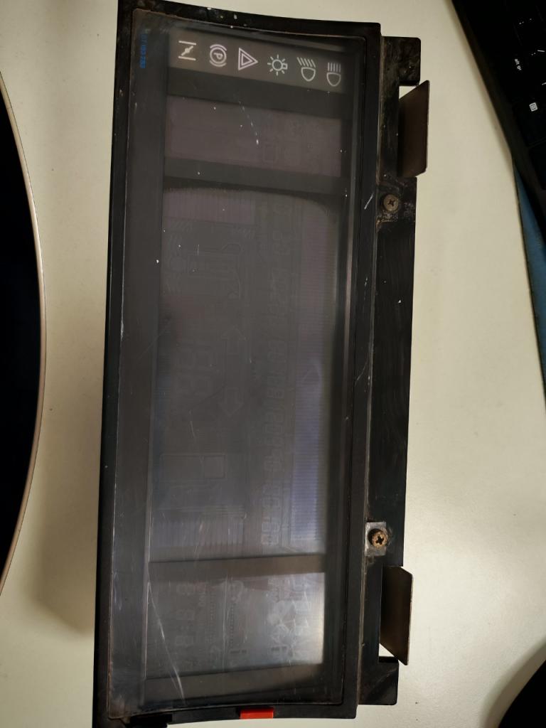Compteur RENAULT 11 (R11) electronic LesAnciennes.com