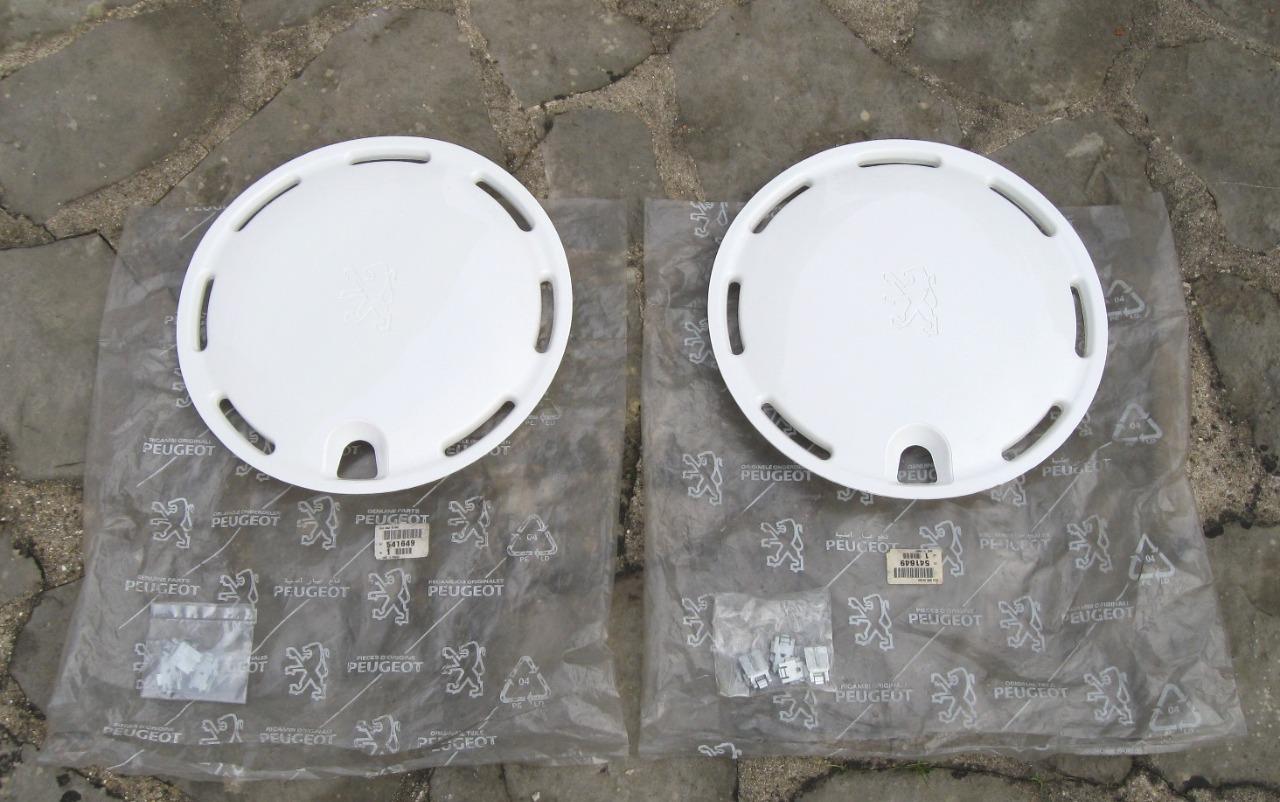 2 Enjoliveurs blancs PEUGEOT 205 Junior ou 106 Kid LesAnciennes.com