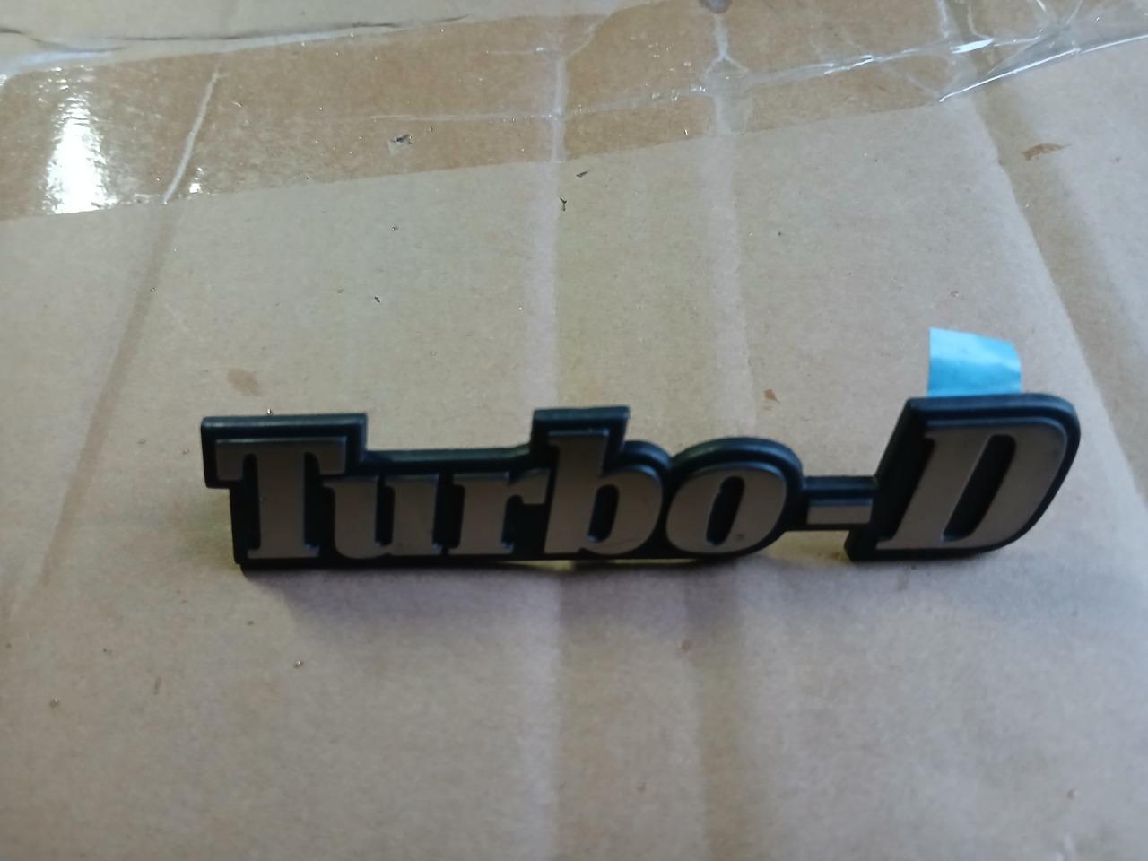 Logo RENAULT 25 (R25) Td LesAnciennes.com