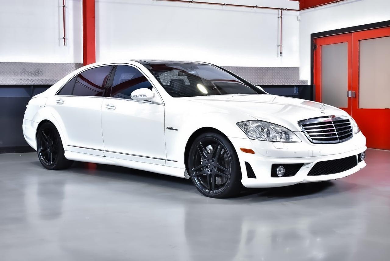 2008 Mercedes-Benz W221 S63 AMG "Performance" Seda LesAnciennes.com